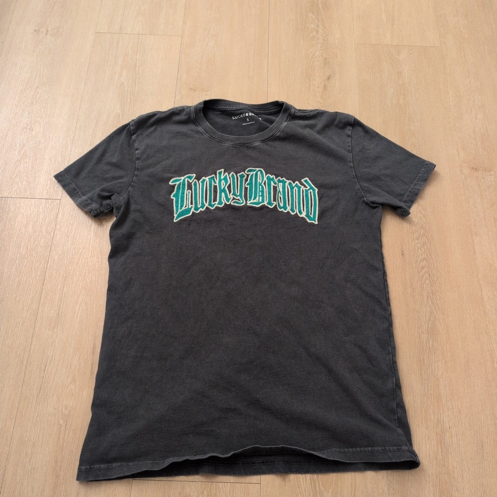 Lucky Brand Mens Small Charcoal Gray Embroidered Logo Short Sleeve T-Shirt